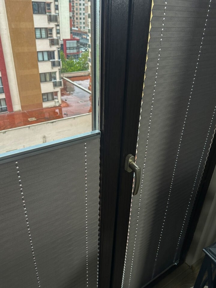 Dimout Serisi Koyu Gri Plise Perde