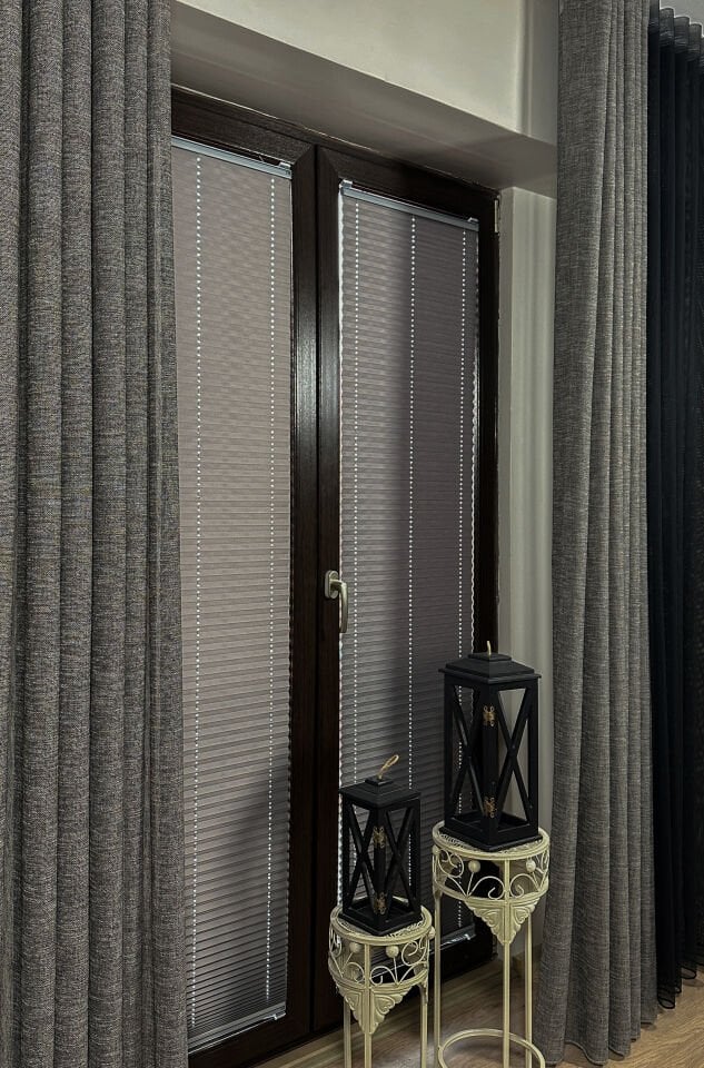 Dimout Serisi Koyu Gri Plise Perde