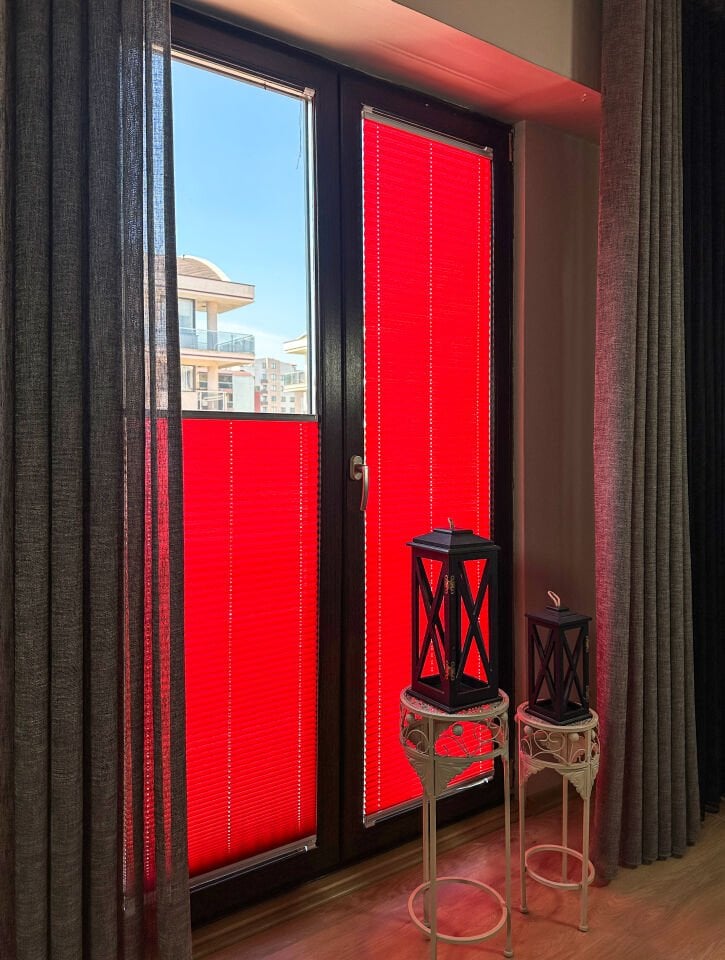 Perla Serisi Kırmızı Plise Perde